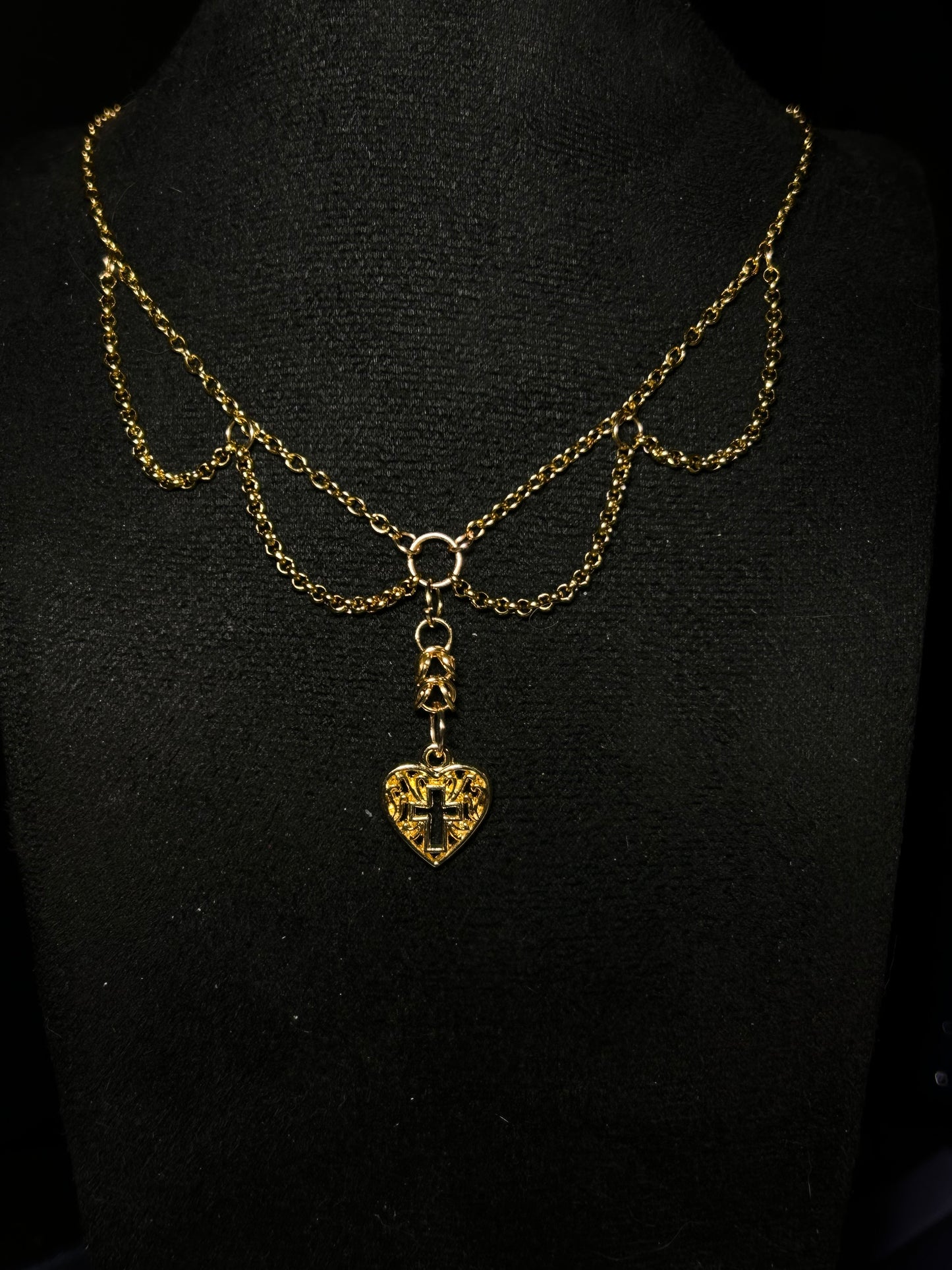 Halskette mit zusätzlichen Ketten, Kreuz-Herz, einzigartiger Gothic-Stil