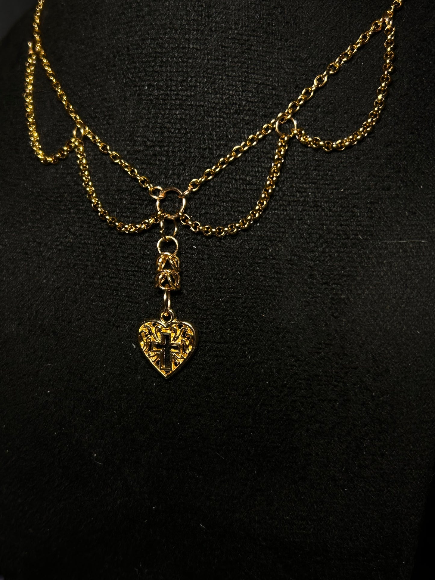 Halskette mit zusätzlichen Ketten, Kreuz-Herz, einzigartiger Gothic-Stil